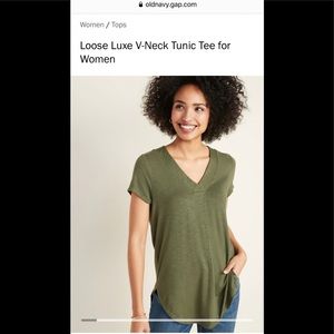 Loose Luxe V Neck Tunic tee size M